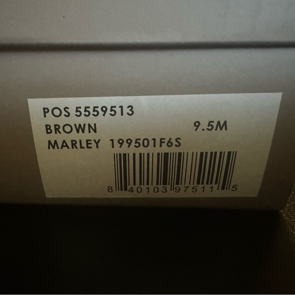 Size 9 1/2 Tan Crown Vintage Boots - Picture 3 of 6